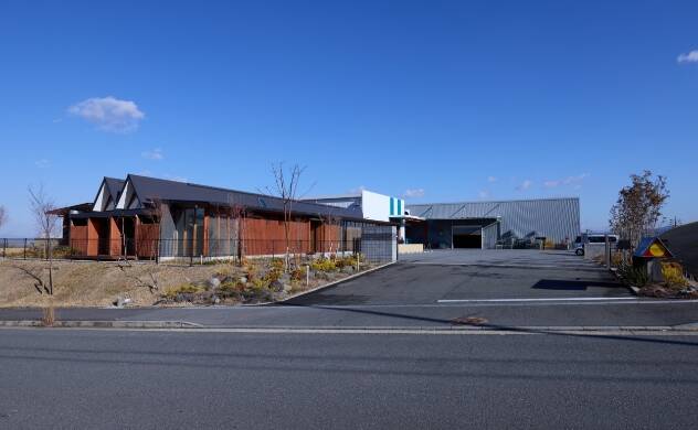 京都工場・枚方オフィス外観